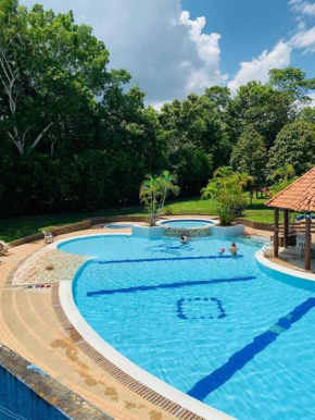 Tesoro Paradise